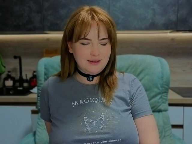 Katniss_K live cam preview
