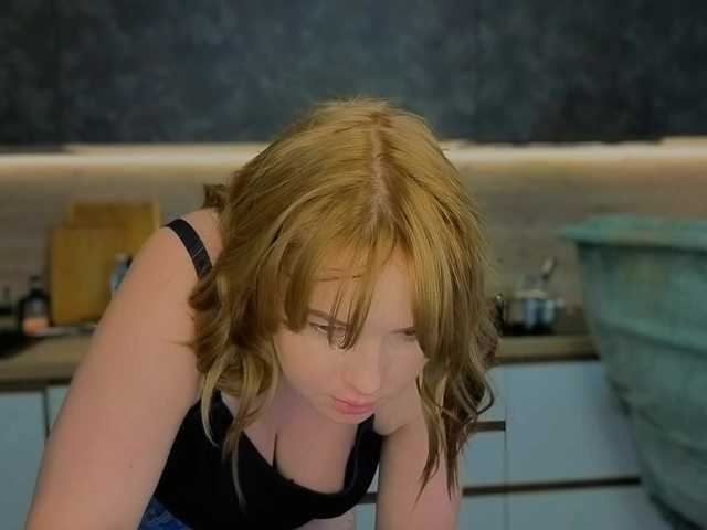 Katniss-K live cam on BongaCams