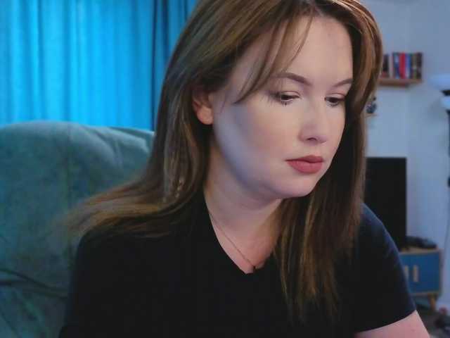Katniss-K live cam on BongaCams