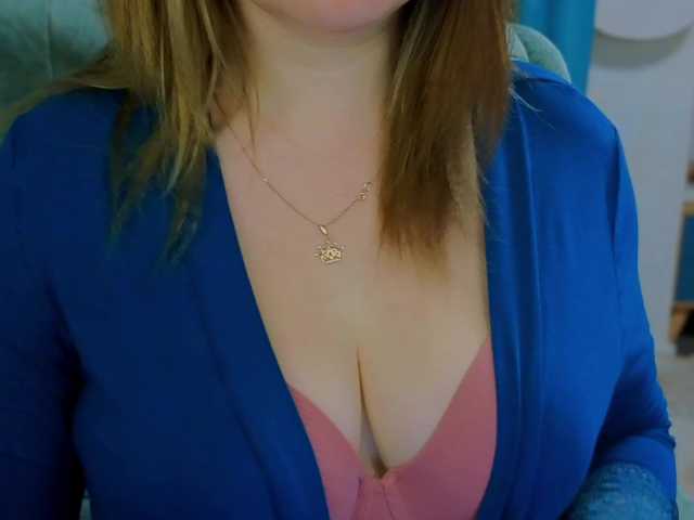Katniss-K live cam on BongaCams