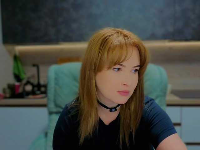 Katniss_K live cam preview