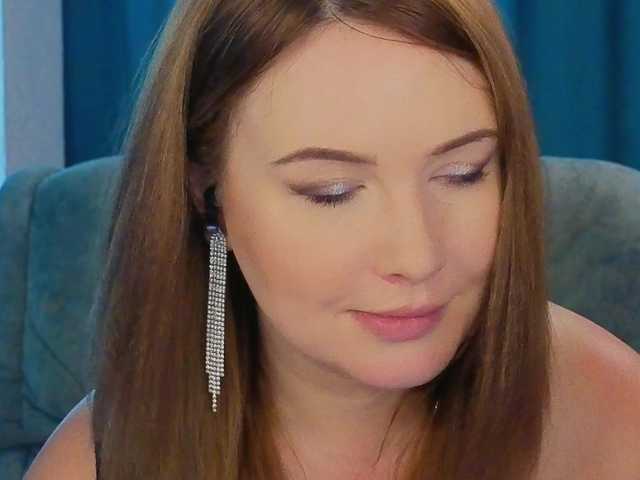 Katniss-K live cam on BongaCams