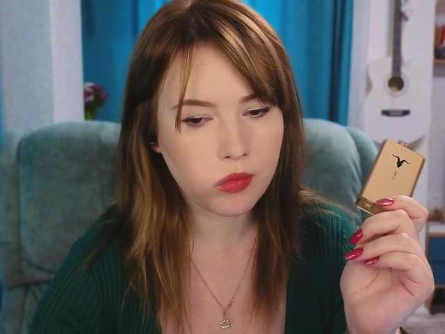 Katniss-K live cam on BongaCams