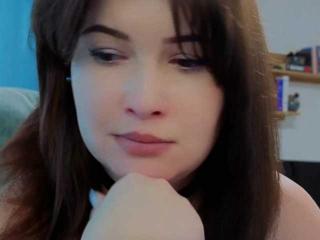 Katniss-K live cam on BongaCams