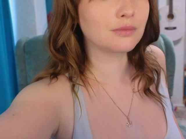 Katniss-K Sex Cam Show