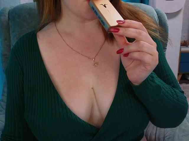 Katniss-K Sex Cam Show