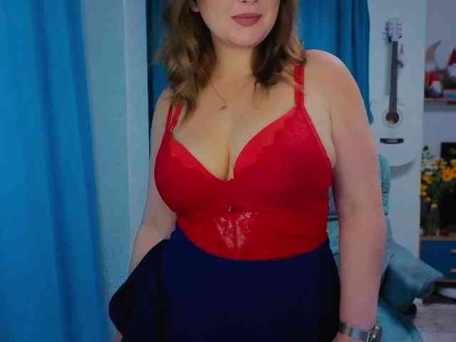 Katniss_k's cam show statistics and live stream