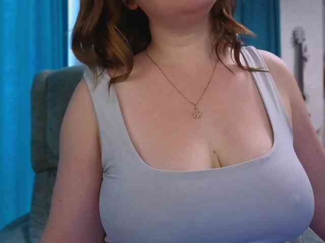Katniss-K Sex Cam Show