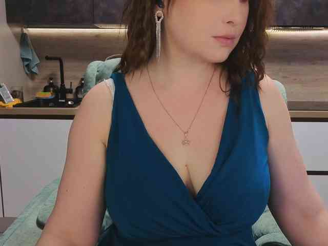 Katniss-K Live Webcam on BongaCams