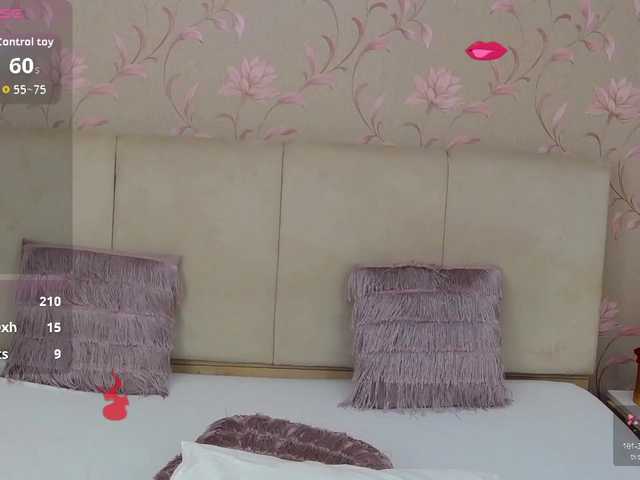 MatureVivian's BongaCams show and profile