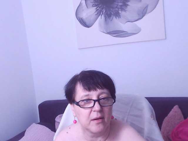 ChristaRose, en directo ahora en BongaCams