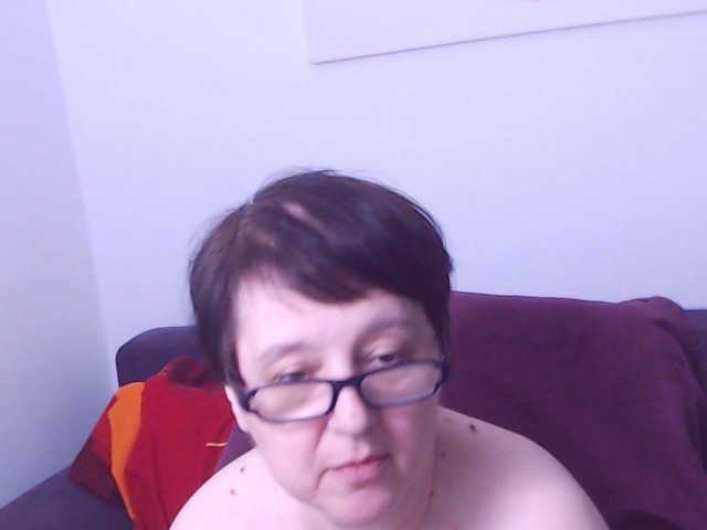 ChristaRose Live Cam and Statistics on UnifiedCams