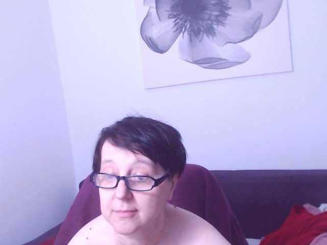 ChristaRose live cam on BongaCams