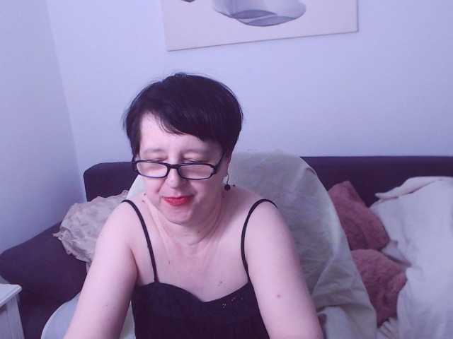 ChristaRose live cam