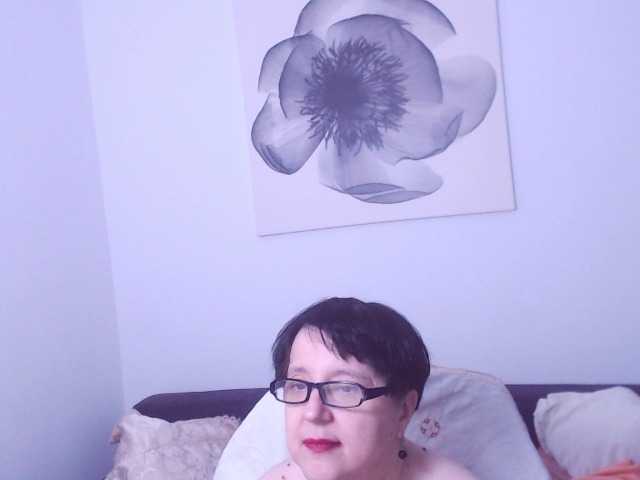 ChristaRose live cam preview