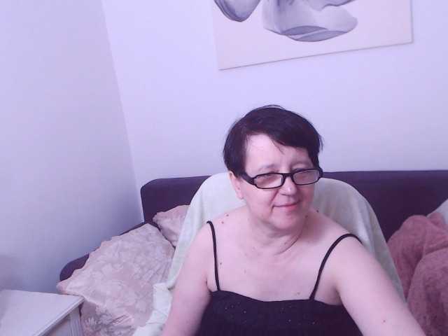 ChristaRose live cam on BongaCams