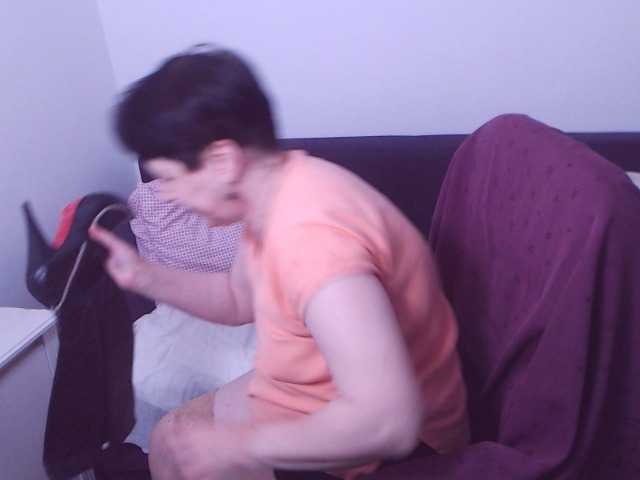 ChristaRose live cam on BongaCams