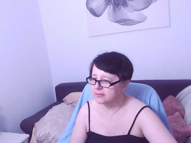 ChristaRose — live female cam