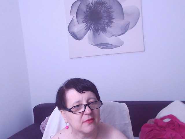 ChristaRose live cam on BongaCams