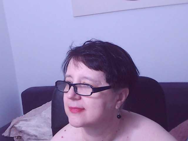 ChristaRose live cam preview