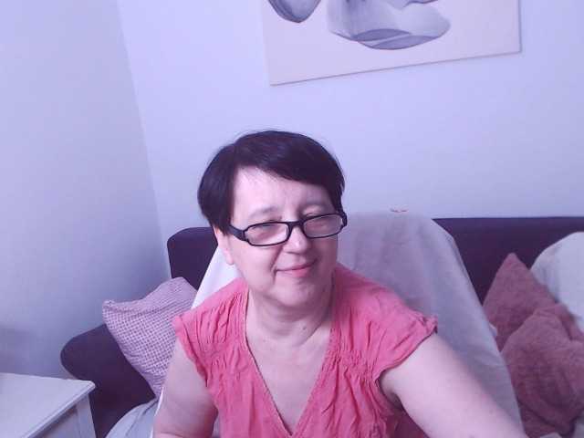 le modèle ChristaRose est en webcam porno dans un show sur le site bongacams, il possède les tags suivants: White/Caucasian,Brunette,Hairy