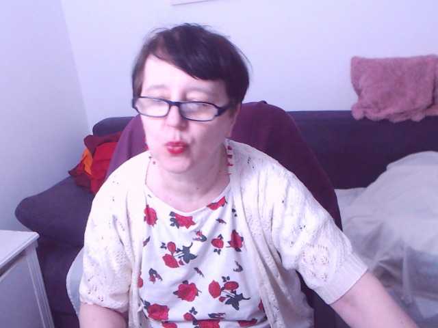 ChristaRose's BongaCams show and profile