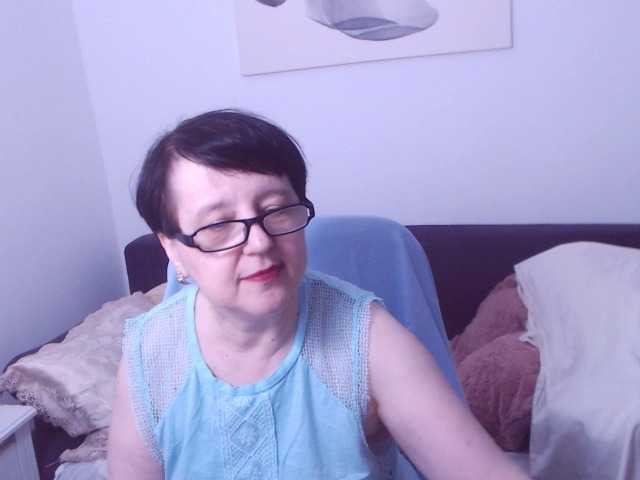 ChristaRose live cam preview
