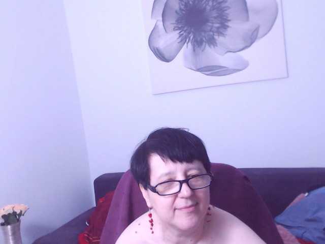 ChristaRose live cam on BongaCams