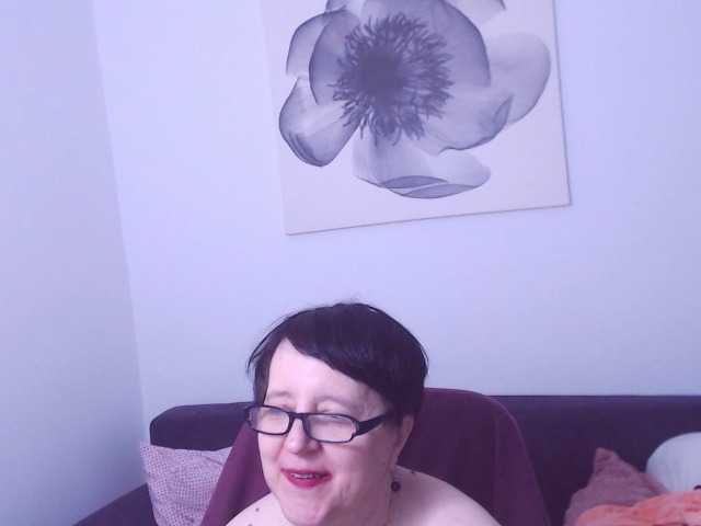 ChristaRose live cam on BongaCams