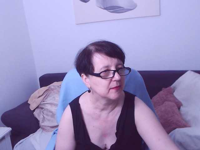 ChristaRose — live female cam