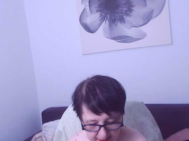 ChristaRose live cam preview