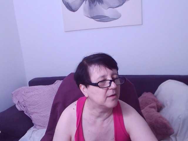 ChristaRose live cam on BongaCams