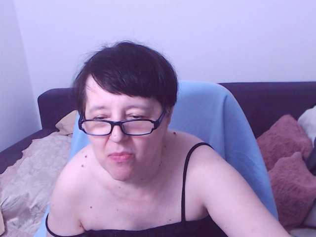 ChristaRose — live female cam