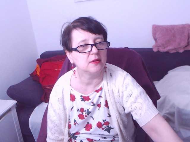 ChristaRose's BongaCams show and profile