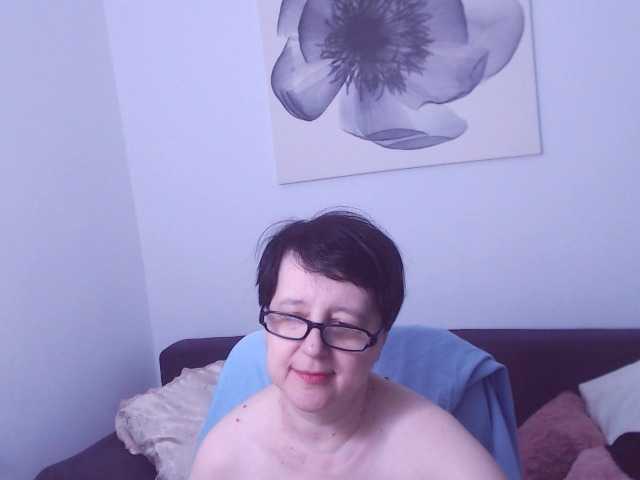 ChristaRose live cam on UnifiedCams