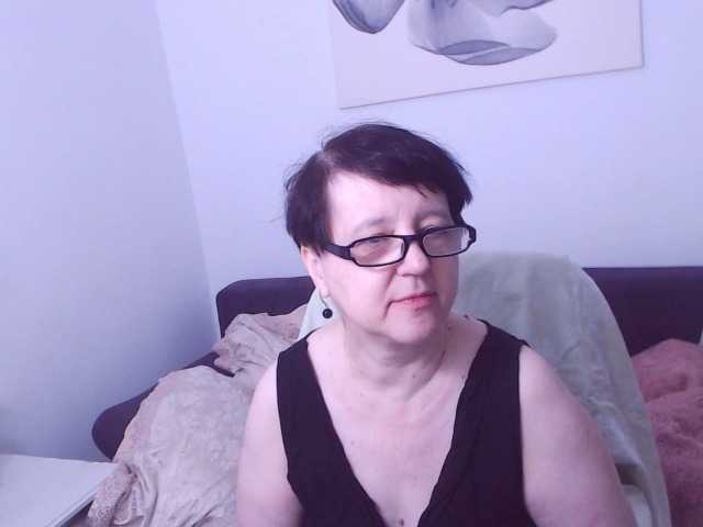 ChristaRose live cam preview