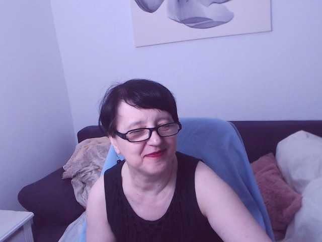 ChristaRose live cam on BongaCams