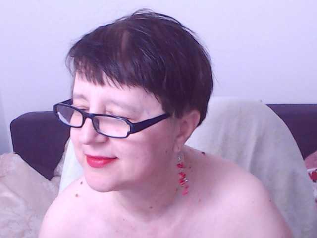 le modèle ChristaRose est en webcam porno dans un show sur le site bongacams, il possède les tags suivants: White/Caucasian,Brunette,Hairy