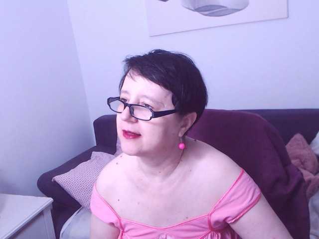 ChristaRose live cam on BongaCams