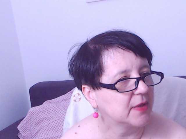 ChristaRose live cam on BongaCams