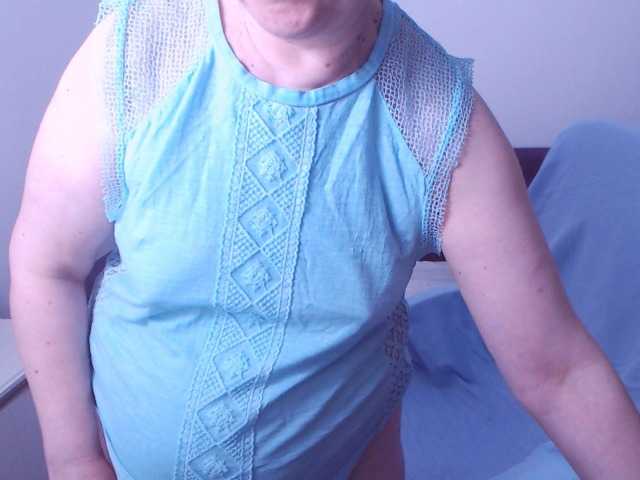ChristaRose live cam preview