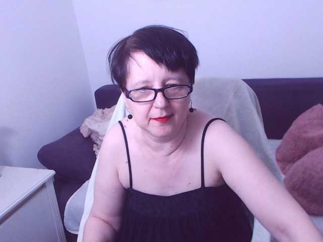 ChristaRose live cam on BongaCams