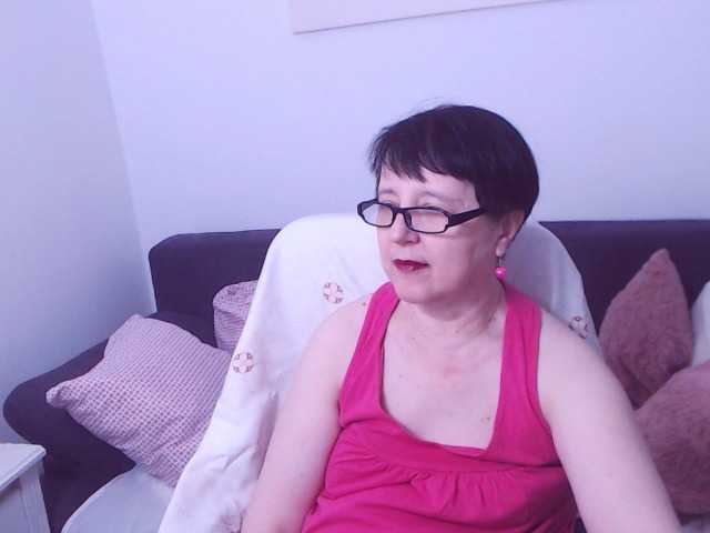 ChristaRose, en directo ahora en BongaCams
