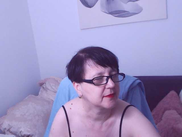 ChristaRose live cam on UnifiedCams