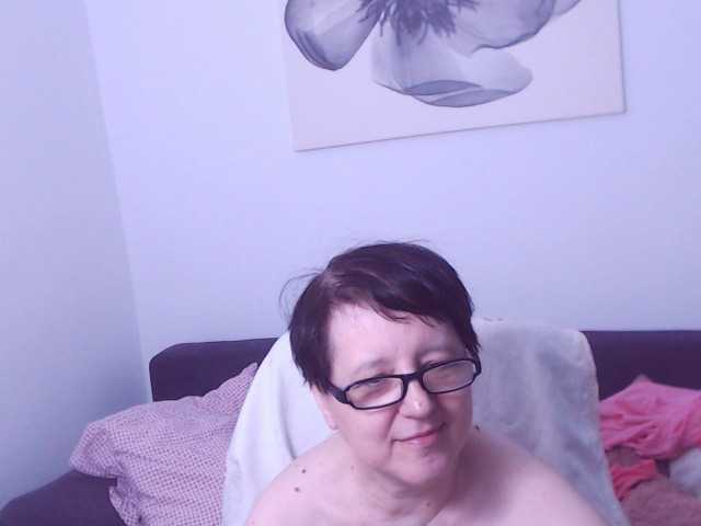 ChristaRose live cam on BongaCams