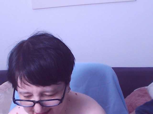 ChristaRose live cam preview