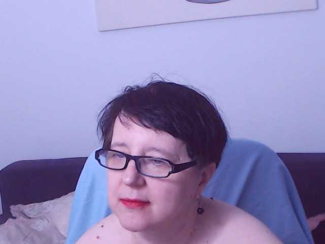 ChristaRose live cam preview