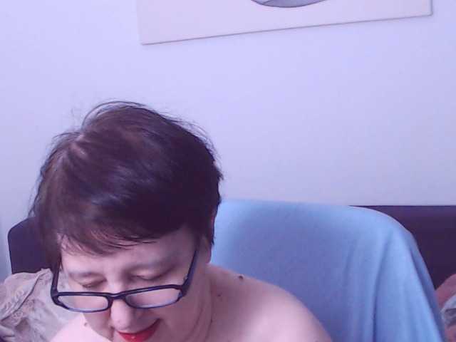 ChristaRose's BongaCams show and profile