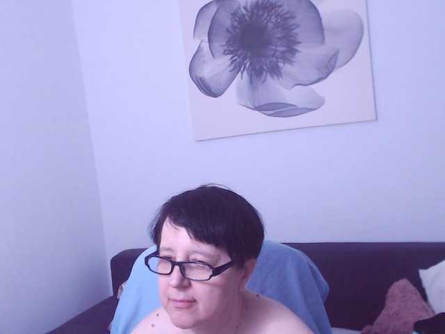 ChristaRose live cam preview