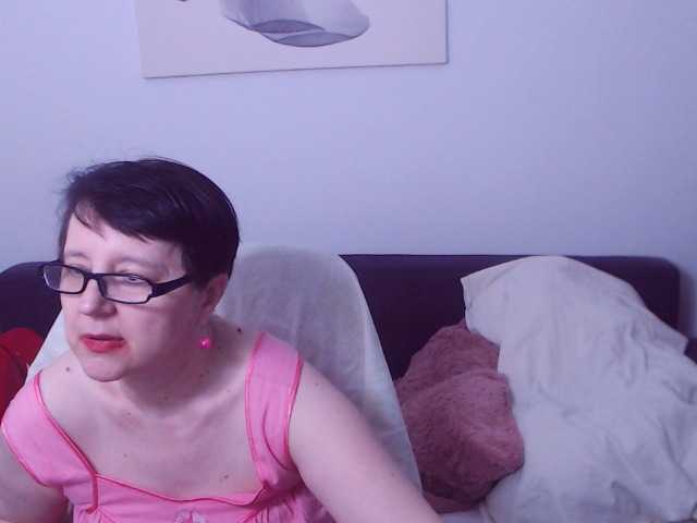 ChristaRose live cam on BongaCams
